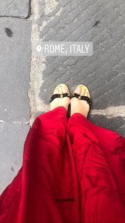 Mía Maestro feet photo 8