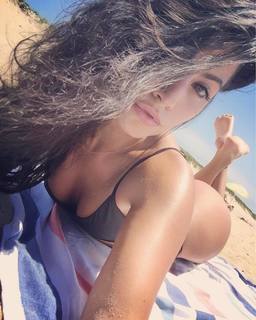 Mónica Alvarez feet photo 3