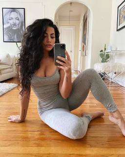 Mónica Alvarez feet photo 15