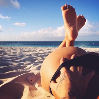 Mónica Alvarez feet photo 17