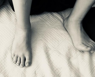Mónica Antonópulos feet photo 19