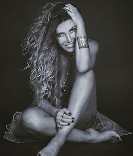 Mónica Ayos feet photo 13