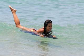 Mónica Cruz feet photo thumbnail