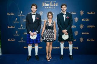 Mónica Cruz feet photo thumbnail