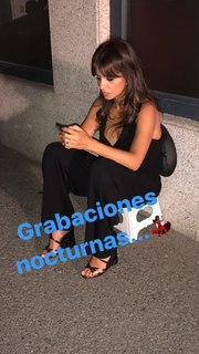 Mónica Cruz feet photo thumbnail