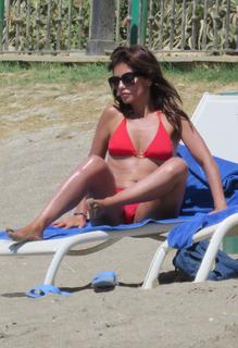 Mónica Cruz feet photo thumbnail