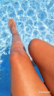 Mónica Jardim feet photo 8