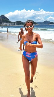 Mónica Jardim feet photo 10
