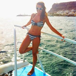 Mónica Martínez feet photo 10