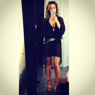 Mónica Martínez feet photo 9