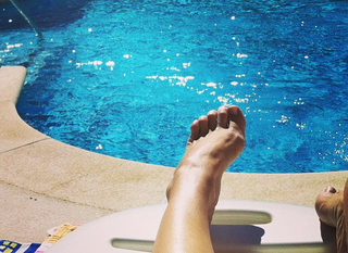 Mónica Martínez feet photo 16