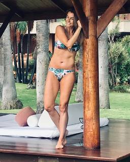 Mónica Martínez feet photo 2
