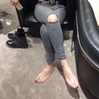 Mónica Pont feet photo 3