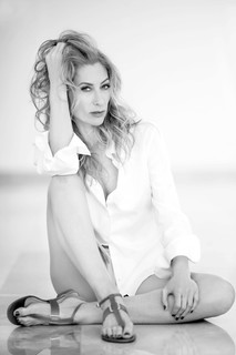 Mónica Pont feet photo 6