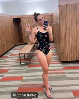 Mónica Puig feet photo 4