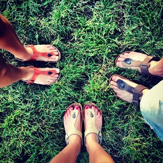 Müjde Uzman feet photo 2