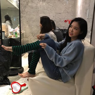 Na-Eun Son feet photo 17