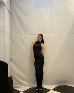 Na-Eun Son feet photo 3