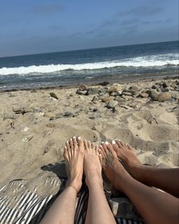 Na-Eun Son feet photo 3