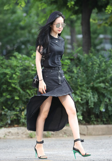 Na-Eun Son feet photo 8