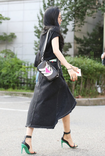 Na-Eun Son feet photo 10
