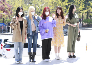 Na-Eun Son feet photo 9