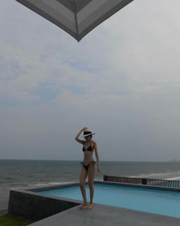Na-Eun Son feet photo 10