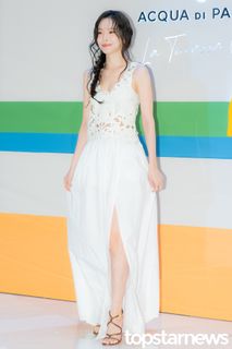 Na-Eun Son feet photo 8