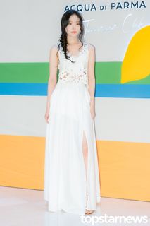 Na-Eun Son feet photo 7