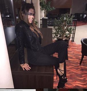 Nabilla Benattia feet photo thumbnail