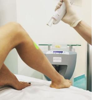 Nabilla Benattia feet photo thumbnail