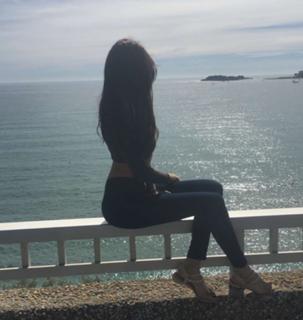 Nabilla Benattia feet photo thumbnail