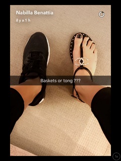Nabilla Benattia feet photo thumbnail