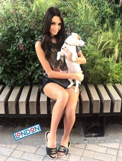 Nabilla Benattia feet photo thumbnail