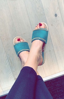 Nabilla Benattia feet photo thumbnail