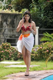 Nadeesha Hemamali feet photo 10