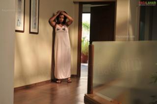 Nadeesha Hemamali feet photo 1