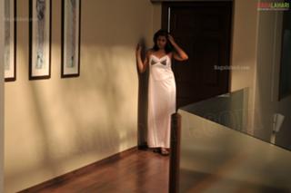 Nadeesha Hemamali feet photo 20