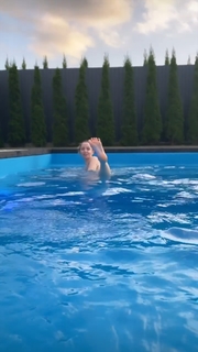 Nadezhda Dorofeeva feet photo thumbnail