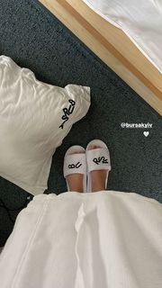 Nadezhda Dorofeeva feet photo thumbnail