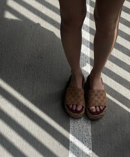 Nadezhda Dorofeeva feet photo thumbnail