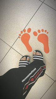 Nadezhda Tolokonnikova feet photo 17