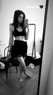 Nadezhda Tolokonnikova feet photo 8