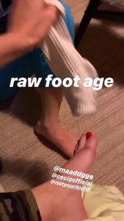 Nadezhda Tolokonnikova feet photo 20