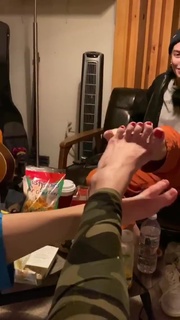 Nadezhda Tolokonnikova feet photo 16