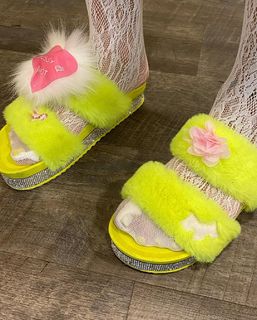 Nadezhda Tolokonnikova feet photo 14