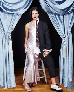 Nadezhda Tolokonnikova feet photo 2
