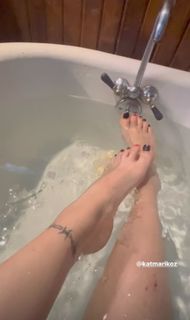 Nadezhda Tolokonnikova feet photo 6