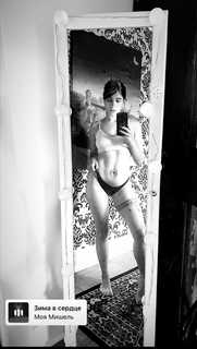 Nadezhda Tolokonnikova feet photo 5