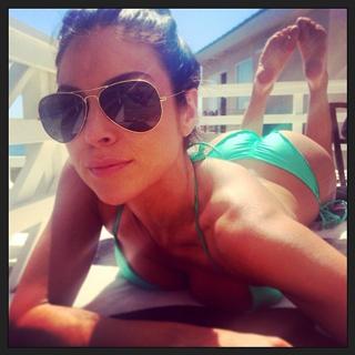 Nadia Bjorlin feet photo thumbnail